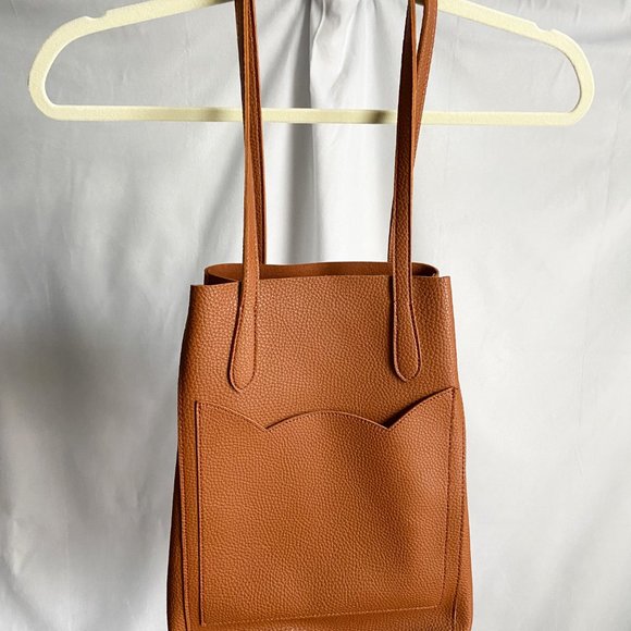 Kitten Pocket Shoulder Tote from Cat Lady Box, leather shoulder bag, leather bag - Picture 2 of 7